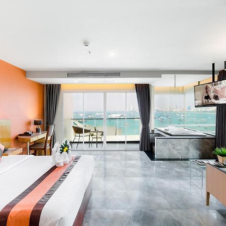 Balihai Bay Pattaya Exterior photo