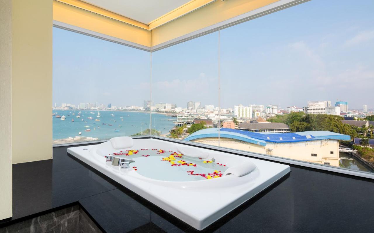 Balihai Bay Pattaya Exterior photo