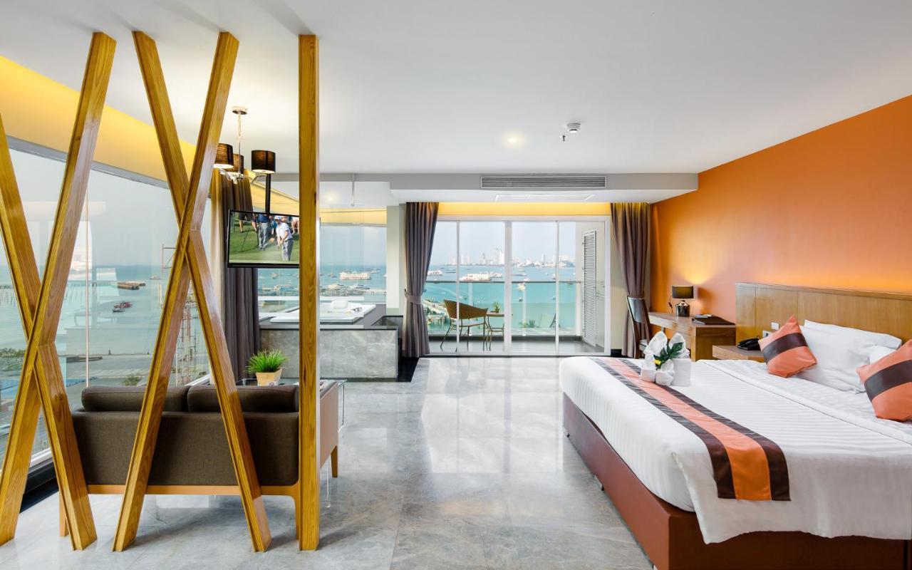 Balihai Bay Pattaya Exterior photo